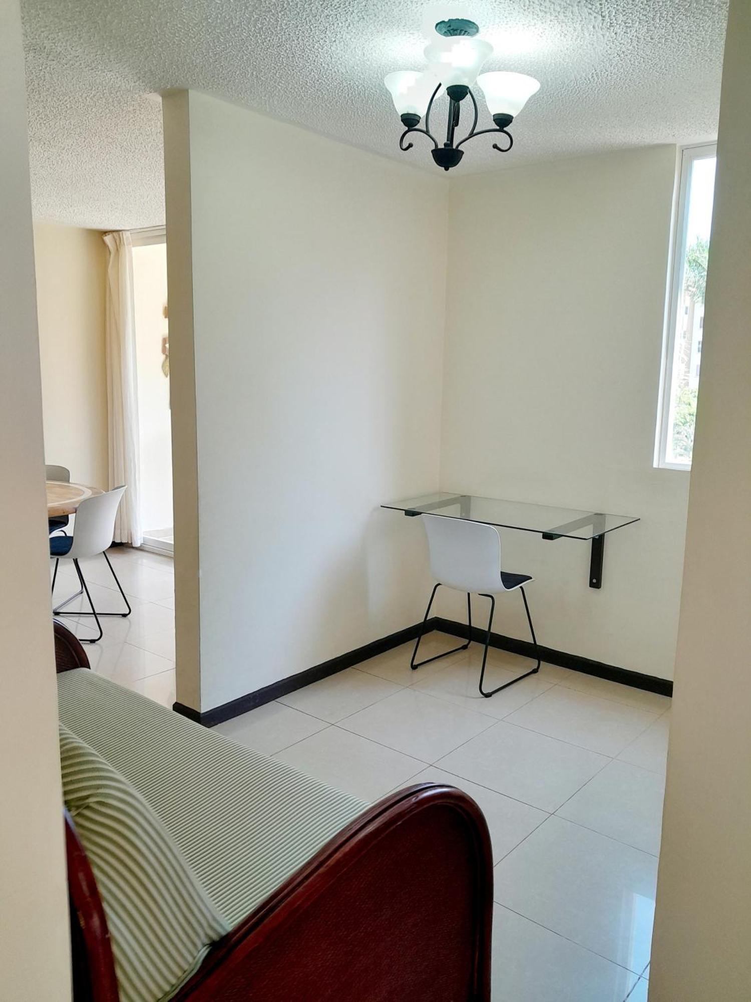 Family Condo, Pool, And Surf Apartment