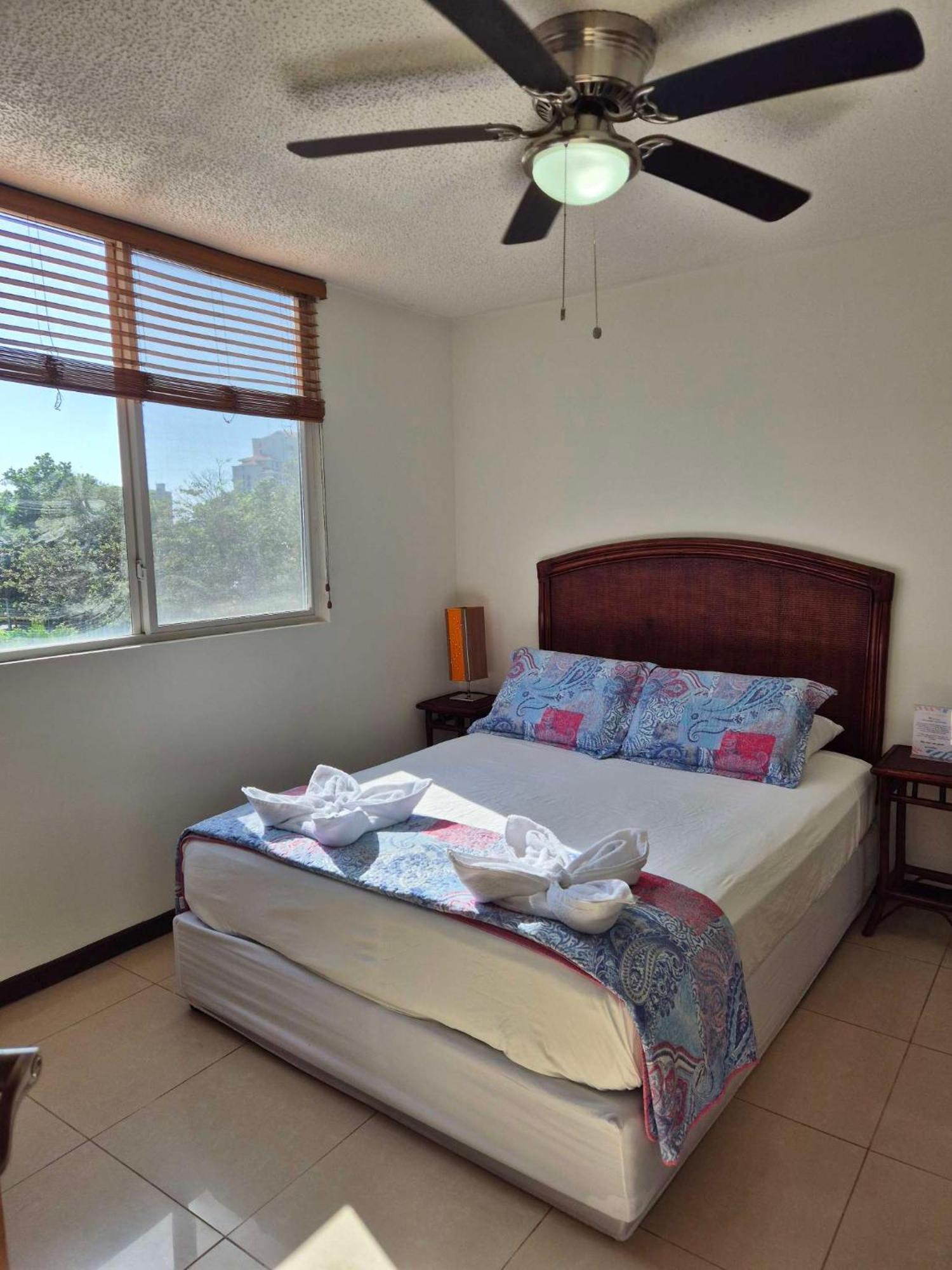 Apartment Family Condo, Pool, And Surf *